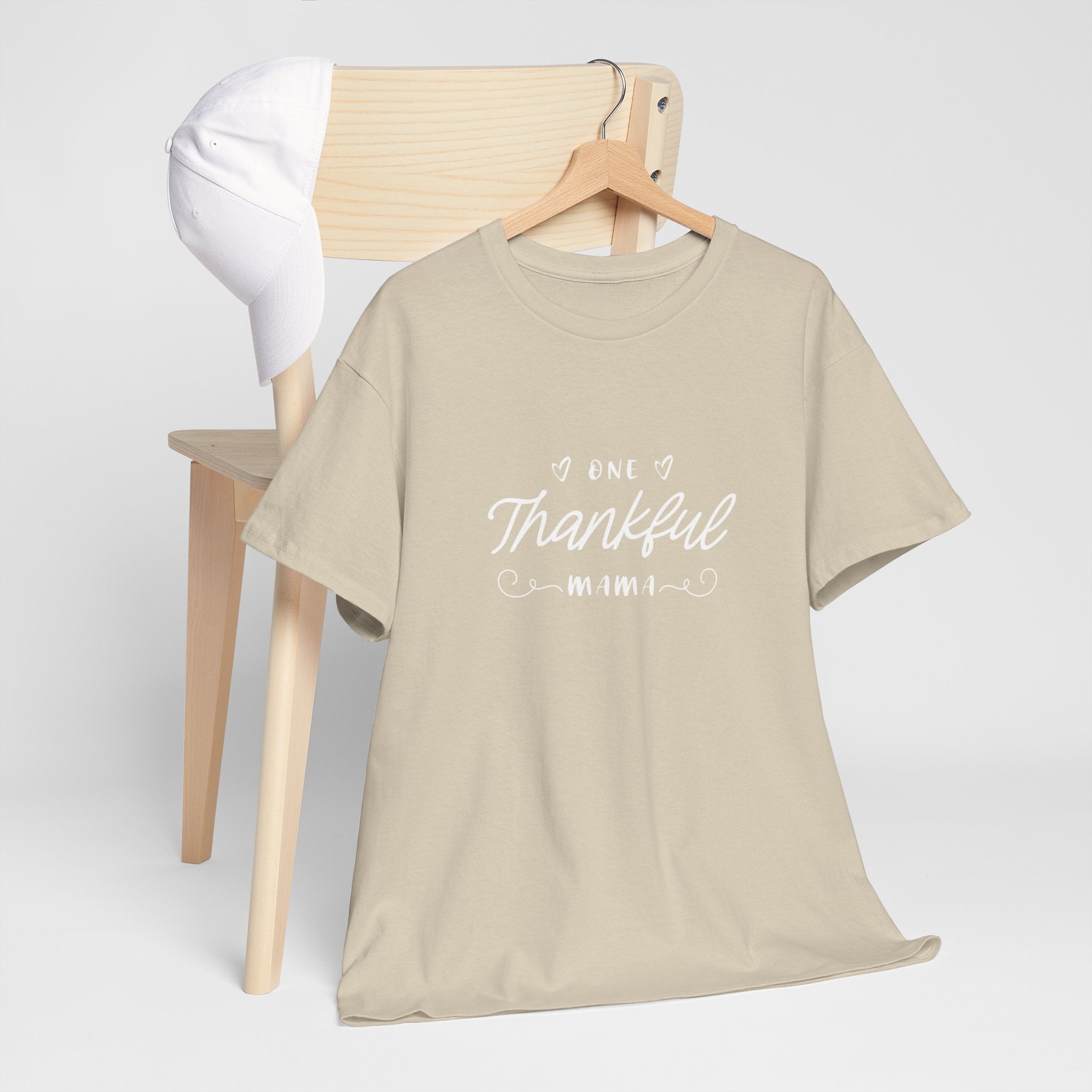 Thankful Mama T-Shirt — Cozy Mom Thanksgiving Tee