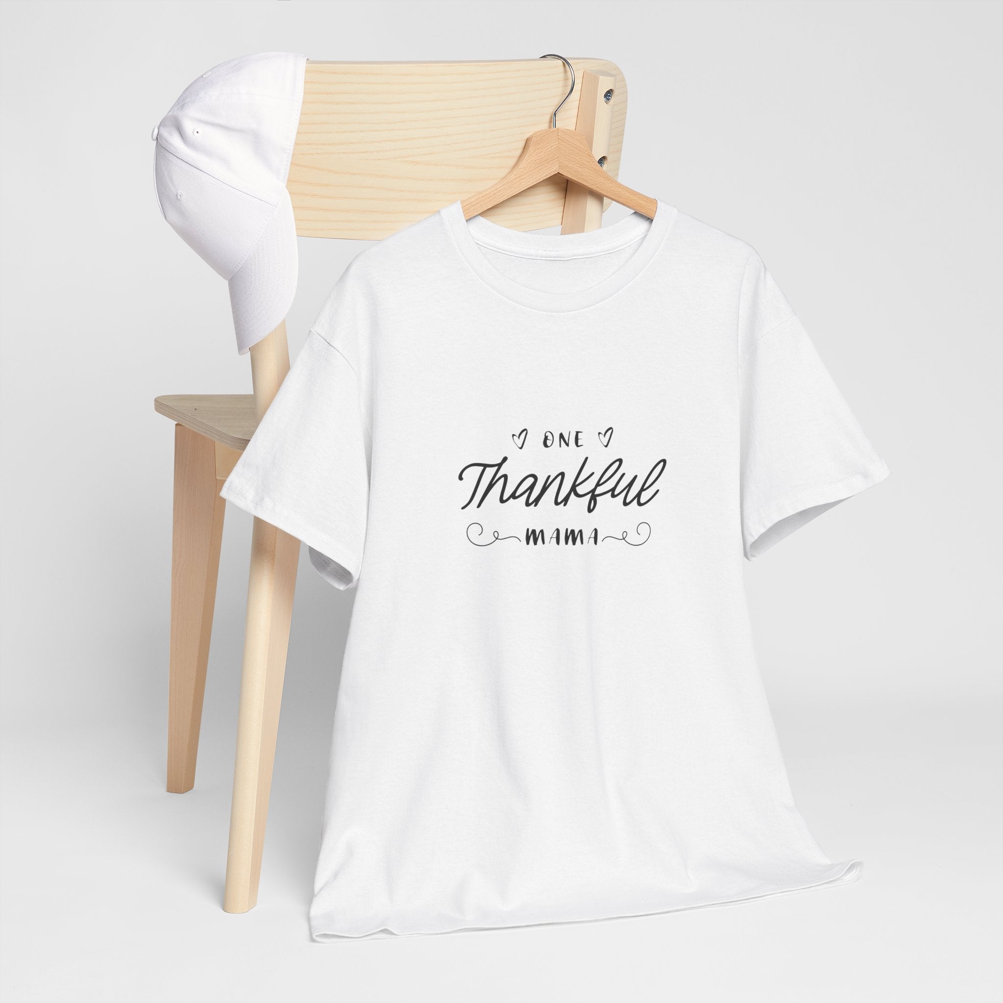 Thankful Mama T-Shirt — Cozy Mom Thanksgiving Tee